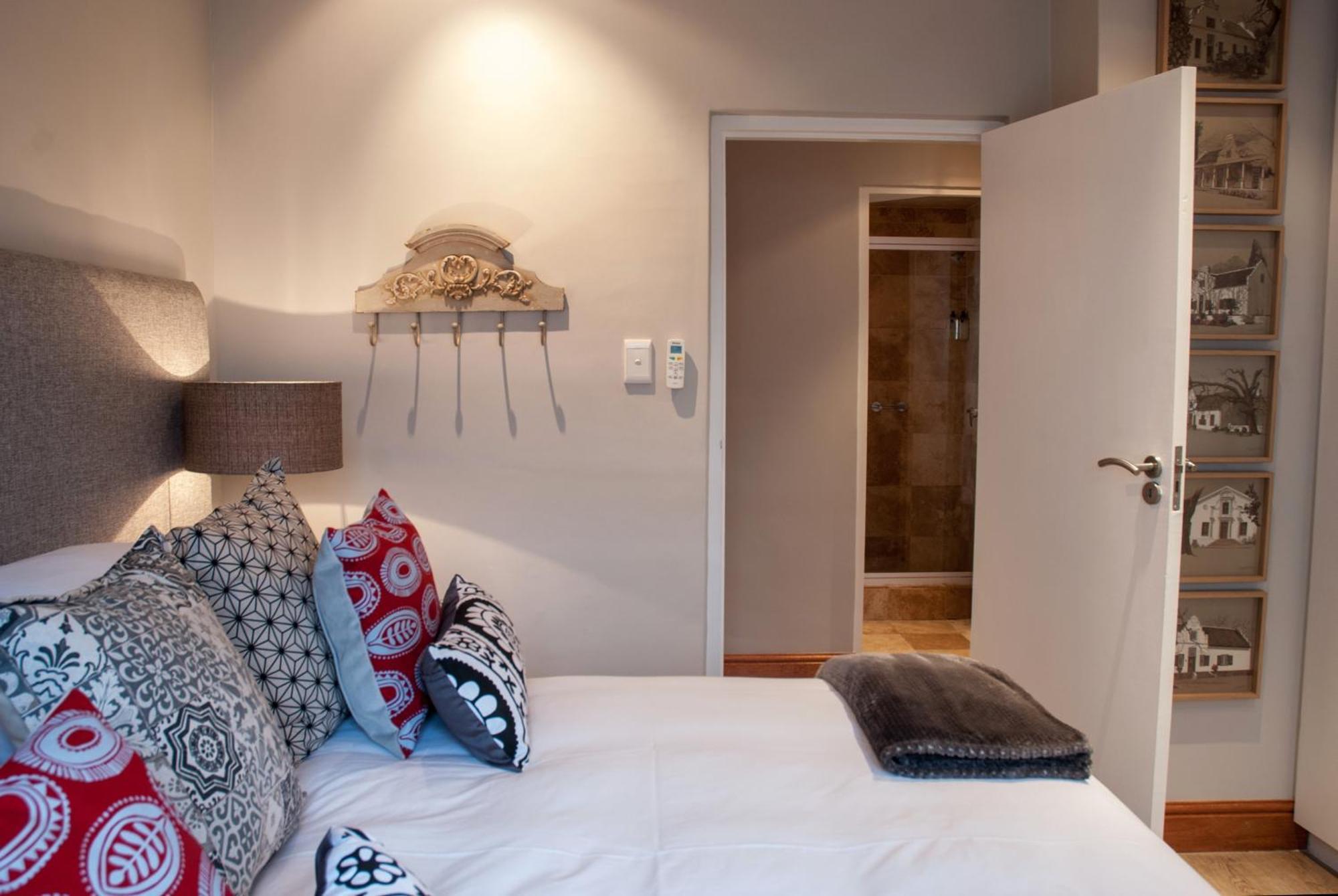 Апартаменты в Stellenbosch Central — 84 кв. м., спальни: 2, собственных ванных: 2 Экстерьер фото